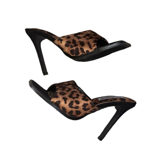 Brand new without tag/box Cape Ribbon Square Toe High Heeled Shoes - Picture 5 of 6